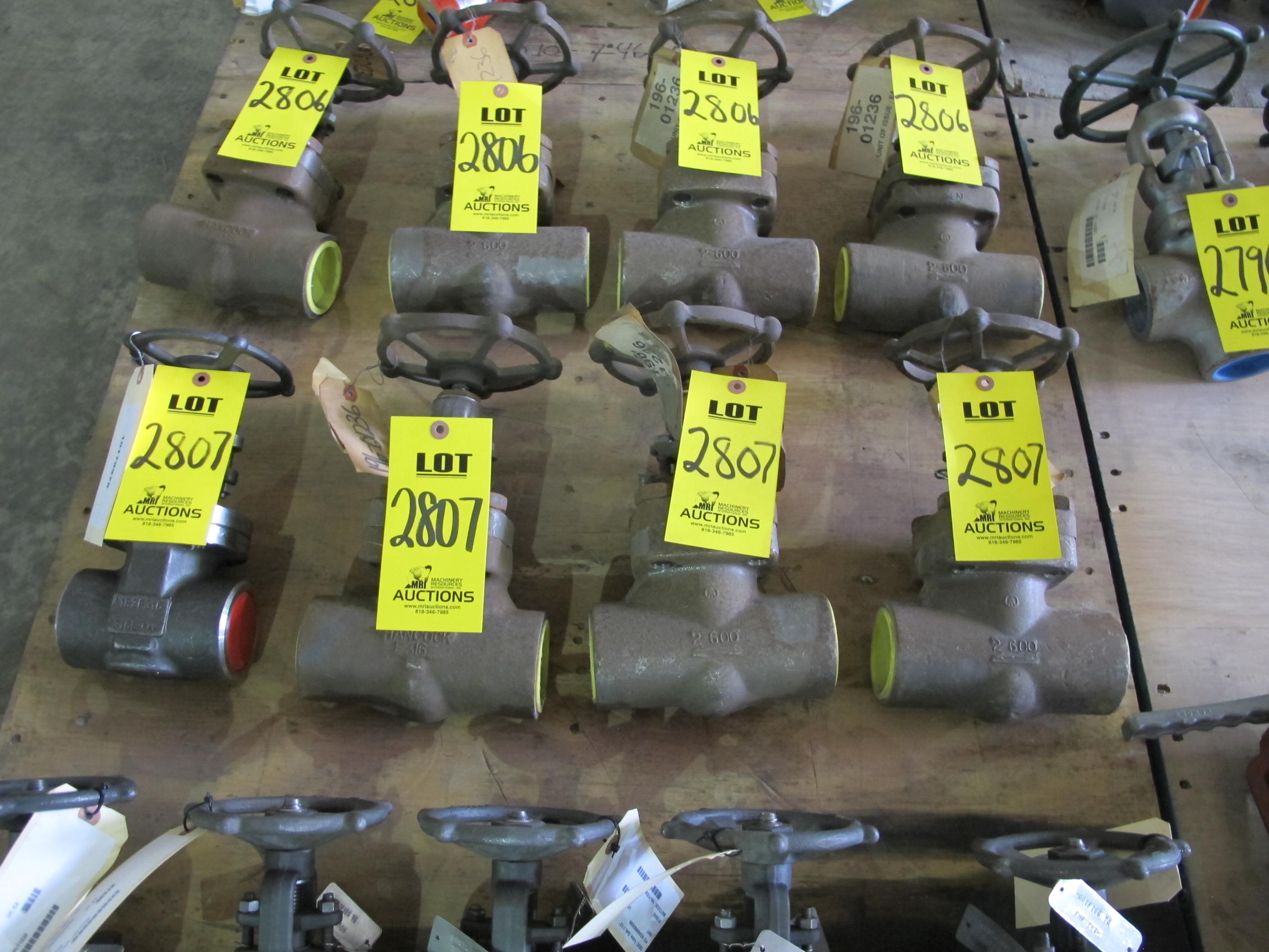 LOT (4) TO INCLUDE: (3) VALVE, GLOBE TYPE, 2" SIZE, 600 LB RATING, 316 SS MATERIAL, SOCKET WELD CONNECTIONS, SA182 SPECIFICATION, BOLTED BONNET, OUTSIDE SCREW AND YOKE STYLE, HARD FACED SEAT AND DISC TRIM, GRAPHOIL PACKING SOFTGOODS, HANDWHEEL OPERATOR. REPLACED BY M/C 196-02176, PART # 5500WIXMB1MC121, (1) VALVE, GATE TYPE, 2" SIZE, 800 LB RATING, 316L SS MATERIAL, SOCKET WELD CONNECTIONS, A182 SPECIFICATION, OS.Y, BOLTED BONNET STYLE, HARD FACED SEATS (STELLITE) TRIM, HANDWHEEL OPERATOR. PART # HL-18L-SW 2" (W-51) LOADING & HANDLING FEE $15-